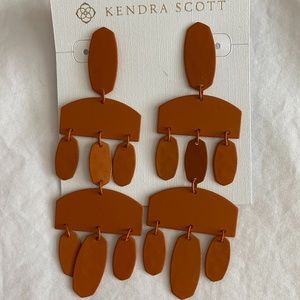 Kendra Scott Drop Earrings NWT
